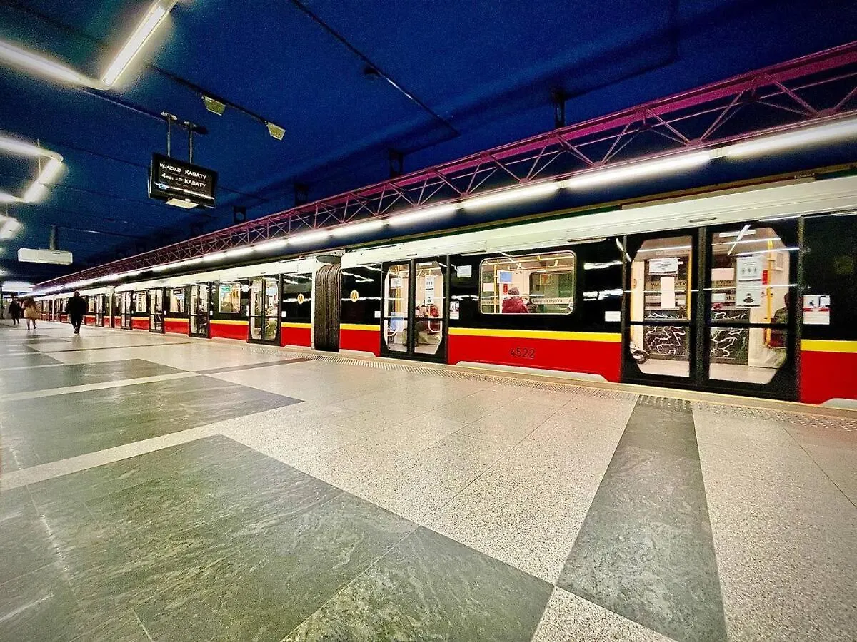 Sawa 6 Metro Fast Wifi 70'Tv Panorama Hbo, Netflix, Dsiney+ Apartment Warsaw 0*,