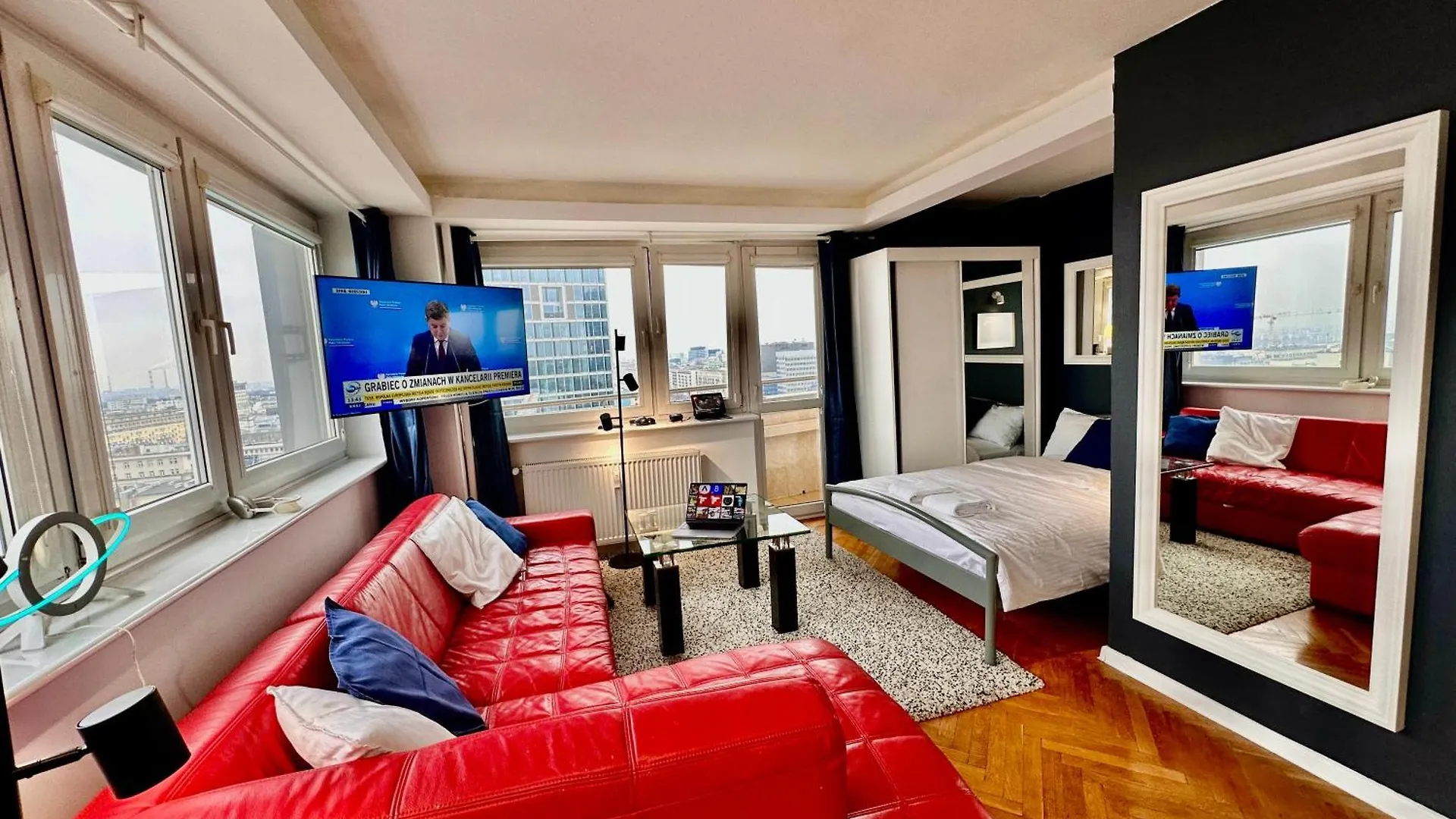 Sawa 6 Metro Fast Wifi 70'Tv Panorama Hbo, Netflix, Dsiney+ Apartment Warsaw Poland